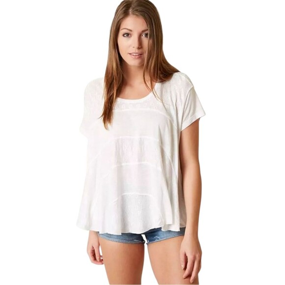 Free People Cream Flowy Cropped Back Rayon Top Women’s Size S - Picture 2 of 10